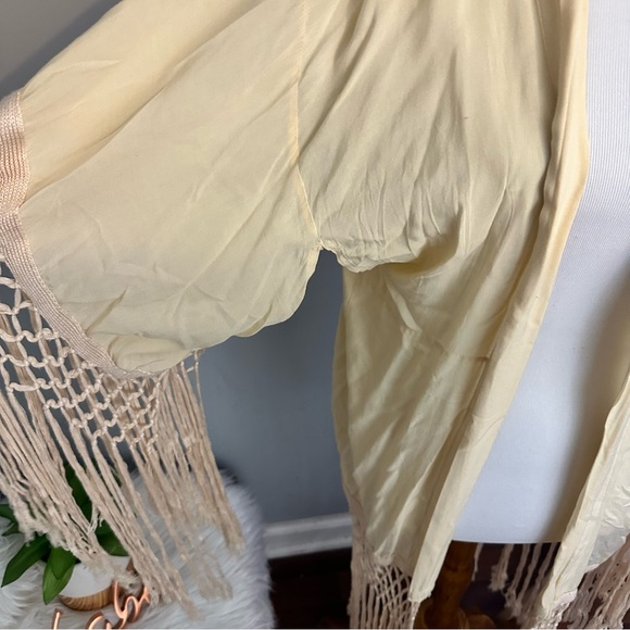 Spell Indian Summer Kimono in Champagne - Picture 6 of 16